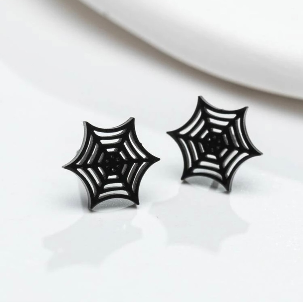 Spider web earrings